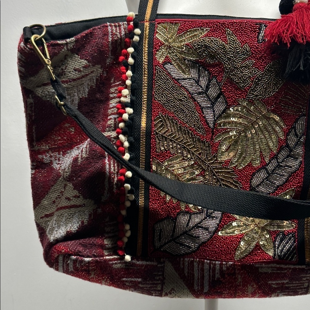 America & Beyond Travel Bag Set 3 Piece Tote Purse Coin Pouch Beaded Leaves Red - Picture 3 of 8
